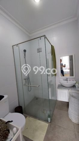 Rumah Luxury Modern Tanpa Renovasi di Gading Serpong Tangerang Rumah Luxury Modern Tanpa Renovasi di Gading Serpong Tangerang