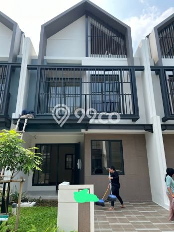Dijual Hunian Rumah Terawat 3 Kamar di Gading Serpong Scientia Garden, Tangerang Dijual Hunian Rumah Terawat 3 Kamar di Gading Serpong Scientia Garden, Tangerang