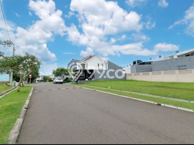 HARGA TERBAIK! Tanah Kawasan Gading Serpong, Luas 200m², Akses Jalan Utama, Area Berkembang HARGA TERBAIK! Tanah Kawasan Gading Serpong, Luas 200m², Akses Jalan Utama, Area Berkembang