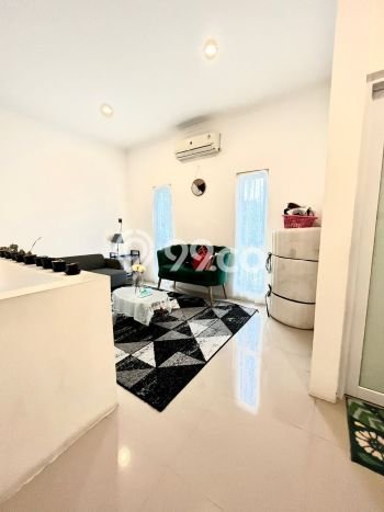Rumah 4 KT 4 KM Luas Tanah 150m², LB 250m² di BSD, Tangerang Rumah 4 KT 4 KM Luas Tanah 150m², LB 250m² di BSD, Tangerang