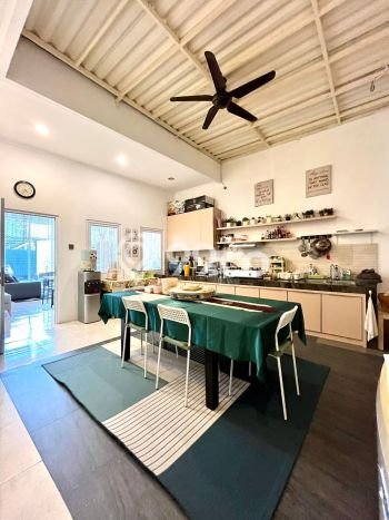 Rumah 4 KT 4 KM Luas Tanah 150m², LB 250m² di BSD, Tangerang Rumah 4 KT 4 KM Luas Tanah 150m², LB 250m² di BSD, Tangerang