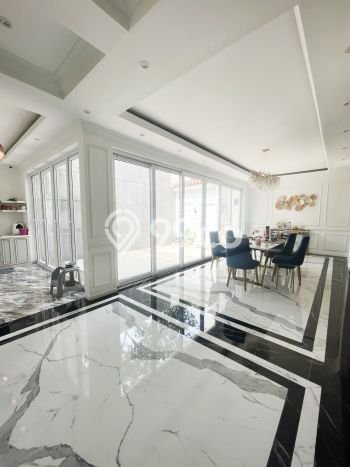 Ready to Use! Premium House LT 300m2 Desain Elegan di Gading Serpong Ready to Use! Premium House LT 300m2 Desain Elegan di Gading Serpong