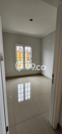 DIJUAL CEPAT! Rumah Asri di Gading Serpong Omaha Village, Tangerang, LT 60m² Bangunan 89m² Bisa Nego! DIJUAL CEPAT! Rumah Asri di Gading Serpong Omaha Village, Tangerang, LT 60m² Bangunan 89m² Bisa Nego!