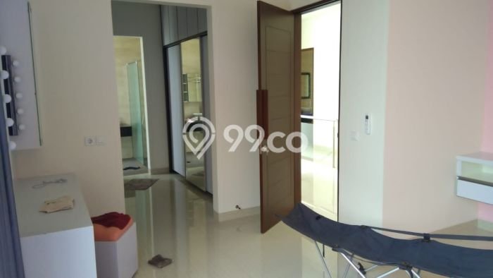 Hunian Mewah LB 220m2 Siap Huni Desain Elegan di Lippo Karawaci, Tangerang Hunian Mewah LB 220m2 Siap Huni Desain Elegan di Lippo Karawaci, Tangerang