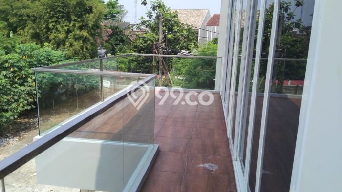 Hunian Mewah LB 220m2 Siap Huni Desain Elegan di Lippo Karawaci, Tangerang Hunian Mewah LB 220m2 Siap Huni Desain Elegan di Lippo Karawaci, Tangerang