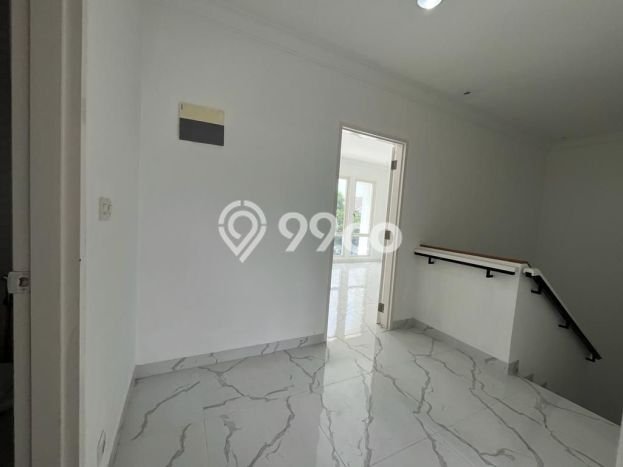 Rumah Bagus di Alam Sutera, Tangerang, LT 144m², LB 190m² Rumah Bagus di Alam Sutera, Tangerang, LT 144m², LB 190m²