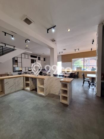 Ruko Area Bisnis di Gading Serpong, Luas 345m², Posisi Strategis Ruko Area Bisnis di Gading Serpong, Luas 345m², Posisi Strategis