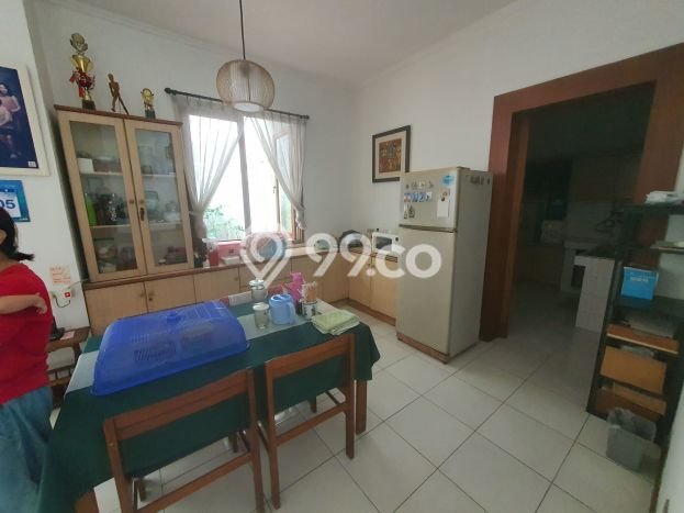 Rumah Elit Modern Tanpa Renovasi di Slipi Jakarta Barat Rumah Elit Modern Tanpa Renovasi di Slipi Jakarta Barat