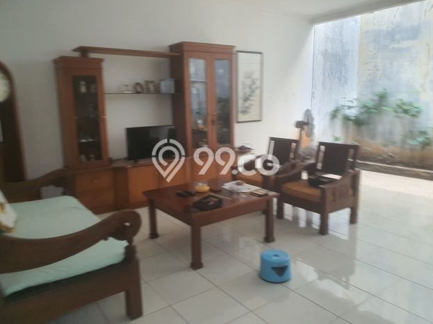 Rumah Elit Modern Tanpa Renovasi di Slipi Jakarta Barat Rumah Elit Modern Tanpa Renovasi di Slipi Jakarta Barat