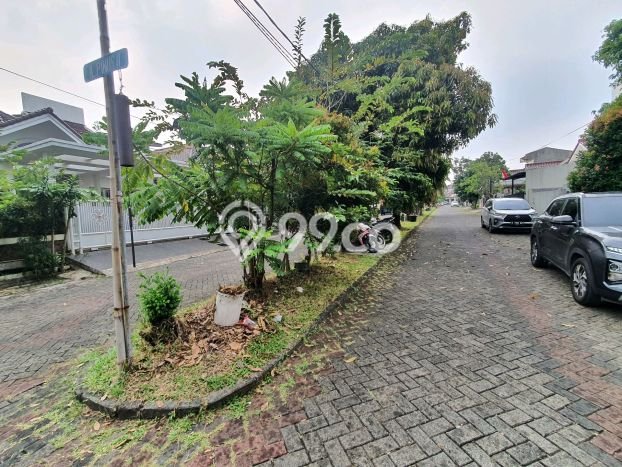 Rumah Terawat kawasan Serpong Villa Melati Mas, Tangerang Selatan, Luas 300m² Bangunan 400m² DIJUAL CEPAT! Rumah Terawat kawasan Serpong Villa Melati Mas, Tangerang Selatan, Luas 300m² Bangunan 400m² DIJUAL CEPAT!