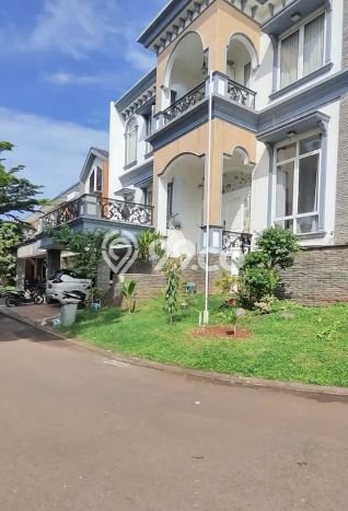 Rumah LT 285m² Newly Built di Lokasi Prestisius BSD, Tangerang Rumah LT 285m² Newly Built di Lokasi Prestisius BSD, Tangerang