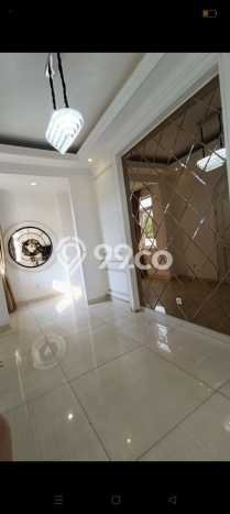 Jual Rumah Luas Elegan Dengan View Eksklusif di Modernland, Tangerang Jual Rumah Luas Elegan Dengan View Eksklusif di Modernland, Tangerang