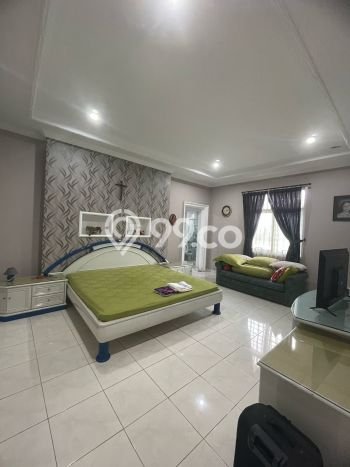 SPECIAL OFFER! Rumah Nyaman area Lippo Karawaci, LT 200m² Bangunan 300m² SPECIAL OFFER! Rumah Nyaman area Lippo Karawaci, LT 200m² Bangunan 300m²