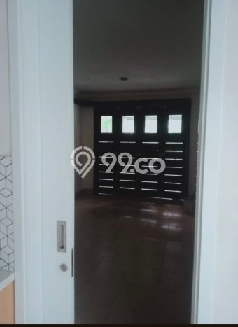 Siap Huni Hunian Elit 3 Kamar di BSD Dekat ke Mana Saja Siap Huni Hunian Elit 3 Kamar di BSD Dekat ke Mana Saja