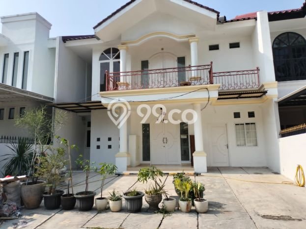 Rumah 4 Kamar Tidur Konsep Modern di Kawasan Elite Lippo Karawaci, Tangerang Rumah 4 Kamar Tidur Konsep Modern di Kawasan Elite Lippo Karawaci, Tangerang