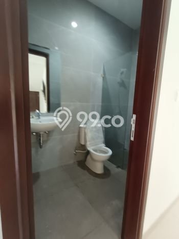 KESEMPATAN EMAS! Rumah di BSD The Icon, Tangerang, Luas 160m² Bangunan 250m² KESEMPATAN EMAS! Rumah di BSD The Icon, Tangerang, Luas 160m² Bangunan 250m²