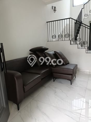 Rumah di Alam Sutera, Tangerang, LT 144m² Bangunan 277m² Rumah di Alam Sutera, Tangerang, LT 144m² Bangunan 277m²