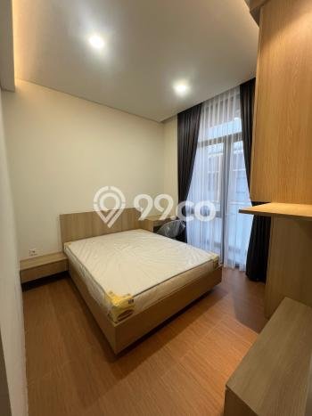 Rumah di BSD City, Area Asri, 3 KM Rumah di BSD City, Area Asri, 3 KM