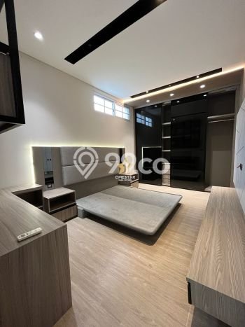 Ready to Use! Luxury House LT 228m2 Desain Modern di Gading Serpong Ready to Use! Luxury House LT 228m2 Desain Modern di Gading Serpong