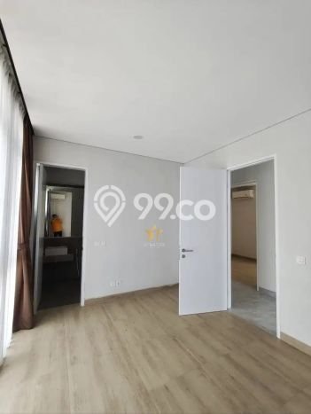 Rumah area BSD City, 4 KT, Akses Universitas, LT 120m² LB 165m² Rumah area BSD City, 4 KT, Akses Universitas, LT 120m² LB 165m²