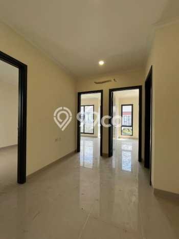 Rumah Modern 4 KT di Gading Serpong Tangerang Rumah Modern 4 KT di Gading Serpong Tangerang