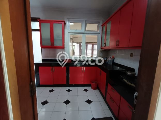 Dijual Rumah Premium dengan Fasilitas Sekitar Lengkap di Kebayoran Lama, Jakarta Selatan Dijual Rumah Premium dengan Fasilitas Sekitar Lengkap di Kebayoran Lama, Jakarta Selatan