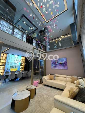 Rumah Elit Modern Tanpa Renovasi di BSD City Tangerang Rumah Elit Modern Tanpa Renovasi di BSD City Tangerang