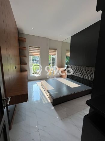 Ready to Use! Luxury House LT 228m2 Desain Modern di Gading Serpong Ready to Use! Luxury House LT 228m2 Desain Modern di Gading Serpong