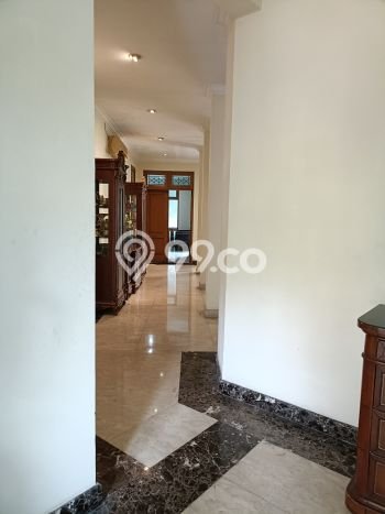 Dijual Rumah Premium dengan Fasilitas Sekitar Lengkap di Kebayoran Lama, Jakarta Selatan Dijual Rumah Premium dengan Fasilitas Sekitar Lengkap di Kebayoran Lama, Jakarta Selatan