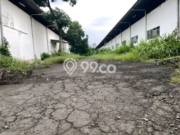 AREA PROSPEKTIF! Tanah Kawasan Tangerang, Luas 24076m2m², Dekat Transportasi, Kawasan Potensial AREA PROSPEKTIF! Tanah Kawasan Tangerang, Luas 24076m2m², Dekat Transportasi, Kawasan Potensial