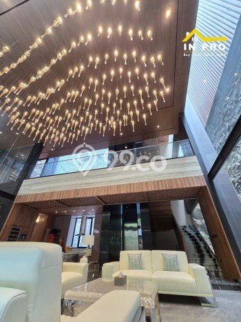 Hunian Elit LB 1500m2 Siap Huni Desain Elegan di Pantai Indah Kapuk, Jakarta Utara Hunian Elit LB 1500m2 Siap Huni Desain Elegan di Pantai Indah Kapuk, Jakarta Utara
