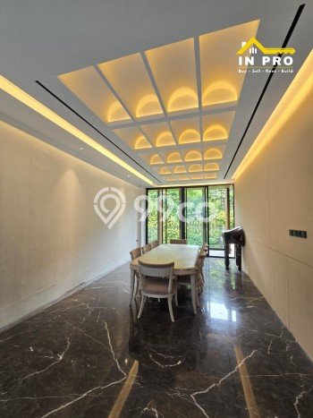 Hunian Elit LB 1500m2 Siap Huni Desain Elegan di Pantai Indah Kapuk, Jakarta Utara Hunian Elit LB 1500m2 Siap Huni Desain Elegan di Pantai Indah Kapuk, Jakarta Utara