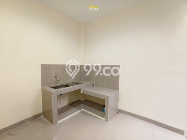 Rumah Luas Asri 2 KT Siap Huni di BSD Tangerang Rumah Luas Asri 2 KT Siap Huni di BSD Tangerang