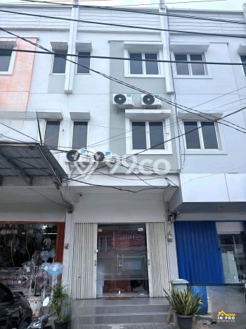 PELUANG EMAS! Ruko di Cibodas, Luas 272m2m², Kawasan Bisnis PELUANG EMAS! Ruko di Cibodas, Luas 272m2m², Kawasan Bisnis