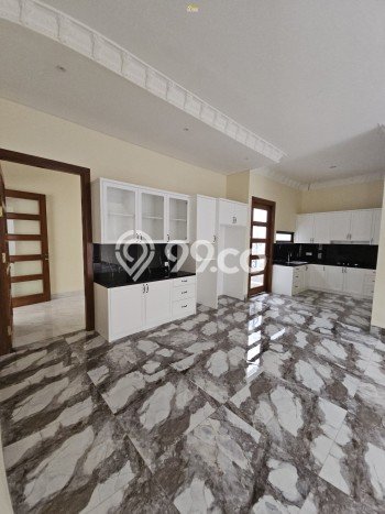 Rumah Luxury Modern Siap Huni di BSD Puspita Loka Tangerang Rumah Luxury Modern Siap Huni di BSD Puspita Loka Tangerang