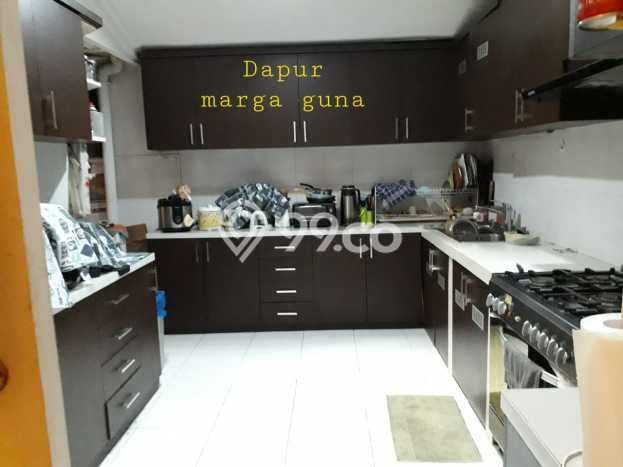Rumah Elit Modern Siap Huni di Radio Dalam Jakarta Selatan Rumah Elit Modern Siap Huni di Radio Dalam Jakarta Selatan