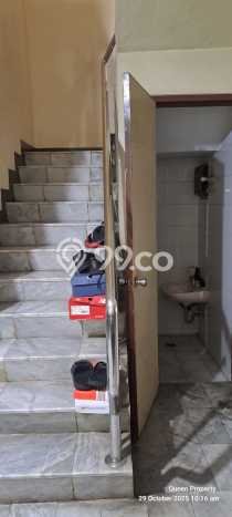 For Sale! Luxury House LT 220m2 Desain Elegan di Cipinang For Sale! Luxury House LT 220m2 Desain Elegan di Cipinang