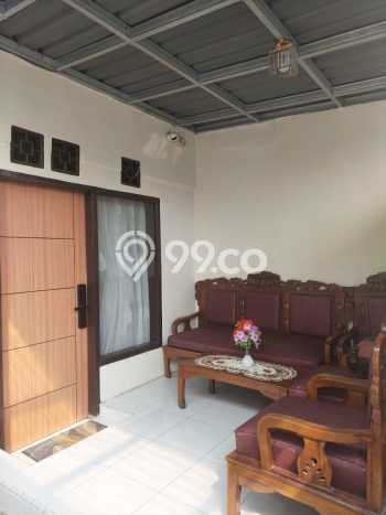 Rumah Modern Minimalis 3 KT Bisa Langsung Pindah di Pesanggrahan Rumah Modern Minimalis 3 KT Bisa Langsung Pindah di Pesanggrahan