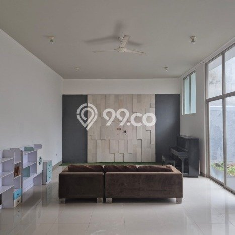 Rumah Elit Modern Tanpa Renovasi di BSD Tangerang Rumah Elit Modern Tanpa Renovasi di BSD Tangerang
