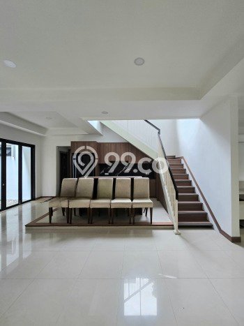 Disewakan segera rumah minimalis strategis 3 Kamar di Kebayoran Baru, Jakarta Selatan Disewakan segera rumah minimalis strategis 3 Kamar di Kebayoran Baru, Jakarta Selatan