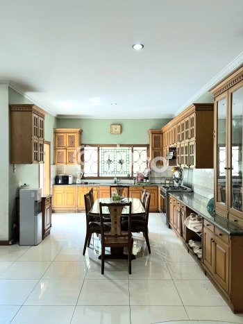 Rumah Elit LB 500m2 Siap Huni Desain Elegan di Duren Tiga, Jakarta Selatan Rumah Elit LB 500m2 Siap Huni Desain Elegan di Duren Tiga, Jakarta Selatan