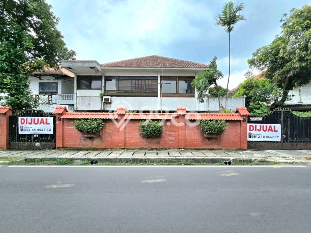 Jual Rumah Mewah Elegan Dengan View Cantik di Cikini, Jakarta Pusat Jual Rumah Mewah Elegan Dengan View Cantik di Cikini, Jakarta Pusat