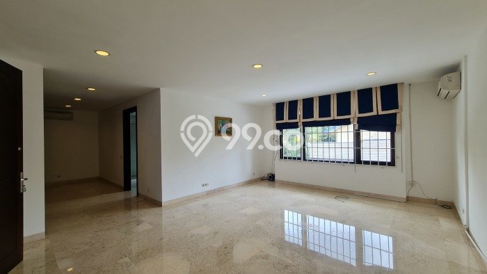 Rumah Modern Disewakan di Kebayoran Baru Jakarta Selatan Area Sangat Strategis Rumah Modern Disewakan di Kebayoran Baru Jakarta Selatan Area Sangat Strategis