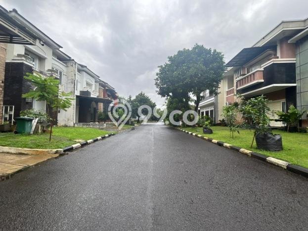Hunian Mewah LB 215m2 Siap Pakai Desain Elegan di Grand Wisata, Bekasi Hunian Mewah LB 215m2 Siap Pakai Desain Elegan di Grand Wisata, Bekasi