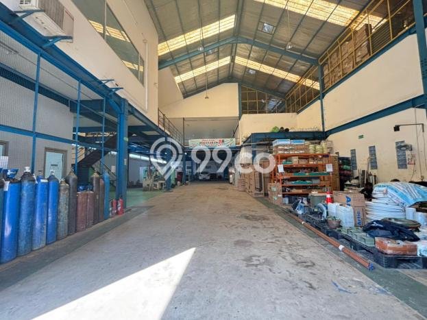 Gudang Bagus Dijual LB 1114m2 Lokasi Strategis Bekasi Area Cocok untuk Bisnis Gudang Bagus Dijual LB 1114m2 Lokasi Strategis Bekasi Area Cocok untuk Bisnis