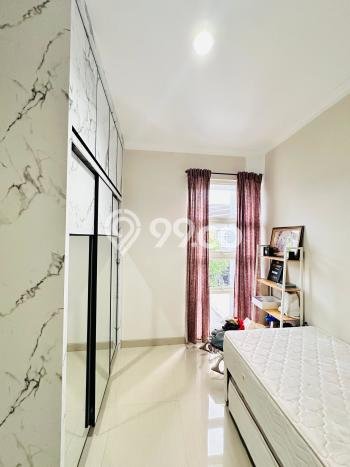 Rumah Minimalis 3 KT di Grand Wisata Bekasi Semi Furnished Rumah Minimalis 3 KT di Grand Wisata Bekasi Semi Furnished