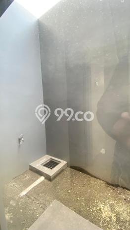 Unit Ruko Disewakan di Grand Wisata di Area Ramai & Strategis Unit Ruko Disewakan di Grand Wisata di Area Ramai & Strategis