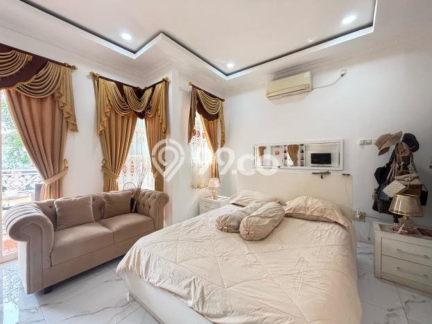 Sewa Rumah Harga Terjangkau di Grand Wisata Bekasi Punya 6 KT Sewa Rumah Harga Terjangkau di Grand Wisata Bekasi Punya 6 KT