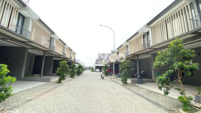 Jarang Ada! Rumah Kontrakan 4 Kamar Nyaman Siap Huni Grand Wisata Jarang Ada! Rumah Kontrakan 4 Kamar Nyaman Siap Huni Grand Wisata