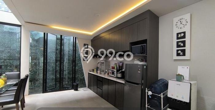 Rumah sewa siap pakai 4 KT di Grand Wisata, Bekasi Rumah sewa siap pakai 4 KT di Grand Wisata, Bekasi